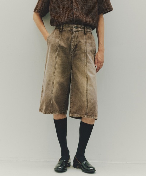 Juha(ユハ)の「DENIM HALF SHORTS(デニムパンツ・メンズ・ライトブラウン/ブラック/ライトインディゴブルー・2/3/4)」の2枚目の写真