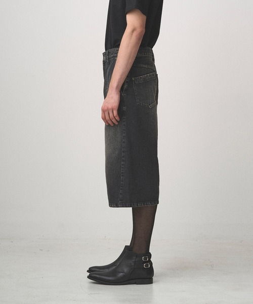 Juha(ユハ)の「DENIM HALF SHORTS(デニムパンツ・メンズ・ライトブラウン/ブラック/ライトインディゴブルー・2/3/4)」の13枚目の写真