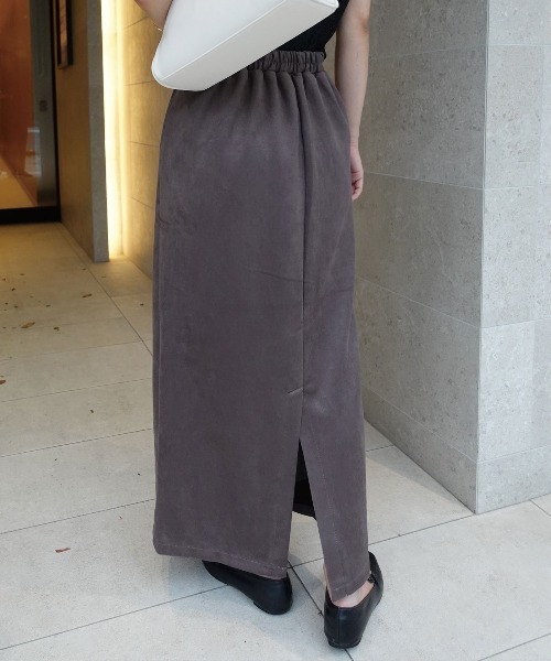 CORNERS（コーナーズ）の「フェイクスエードナロースカート【セットアップ可能】（スカート・レディース・チャコールグレー/ブラウン/キャメル・M）」の17枚目の写真