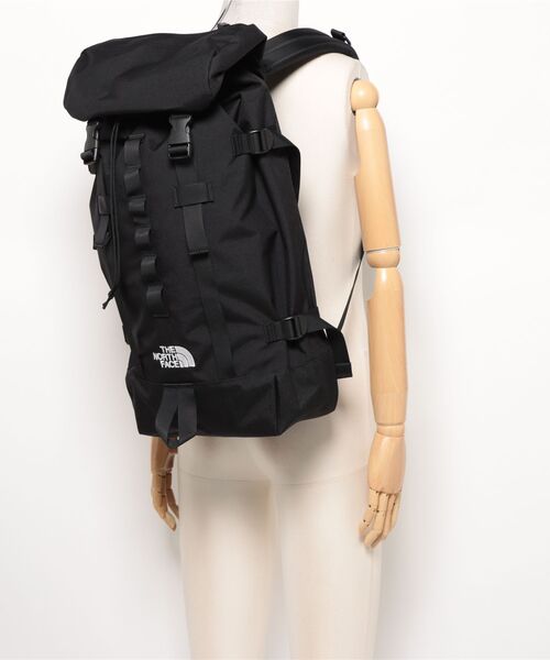 THE NORTH FACE(ザノースフェイス)の「【THE NORTH FACE/ザ ノースフェイス】KLETTERSAC(バックパック/リュック・メンズ・カーキ/ブラック/イエローゴールド/ダークグリーン・FREE)」の6枚目の写真