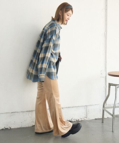 RETRO GIRL（レトロガール）の「チェックBIGシャツ（シャツ/ブラウス・レディース・ブルー系その他2/グレー系その他2/ブラック系その他2/オレンジ系その他2・FREE）」の16枚目の写真