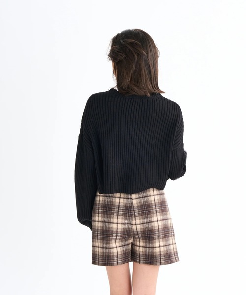ROXY(ロキシー)の「HORIZON SWEATER /ロキシークロップド丈ドロップショルダーニットトップス(ニット/セーター・レディース・ブラック/ピンク/ブルー・MEDIUM/LARGE)」の15枚目の写真