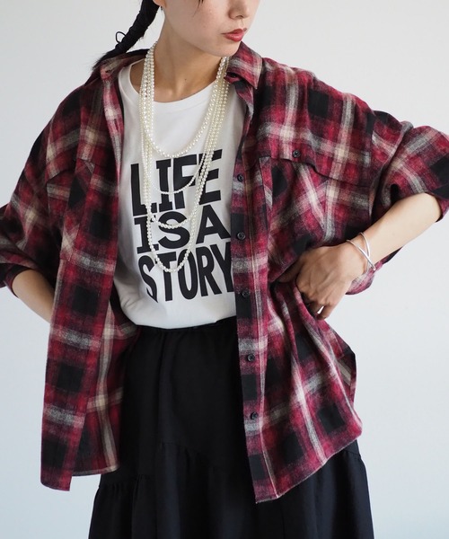 cepo（セポ）の「〈チェック柄トップスをコーデの主役に♪〉ドビーチェックオーバーシャツ（シャツ/ブラウス・レディース・ブラック系1/ブルー系1/ベージュ系1/ブラウン系2/ブラウン系1/レッド系1/ホワイト系1・M）」の7枚目の写真
