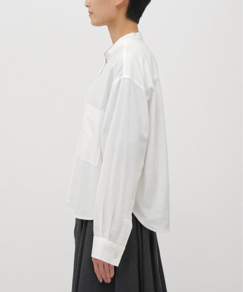 MHL.（エムエイチエル）の「FINE COTTON WOOL TWILL（シャツ/ブラウス・レディース・ネイビー/ホワイト・2/1）」の4枚目の写真