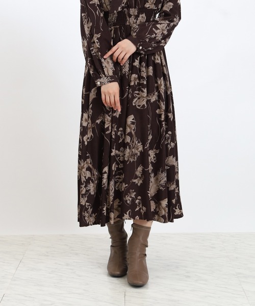 ASTORIA ODIER（アストリアオディール）の「レトロフラワーリボンタイワンピース（ワンピース・レディース・ワイン/ブラウン・SMALL/MEDIUM）」の15枚目の写真