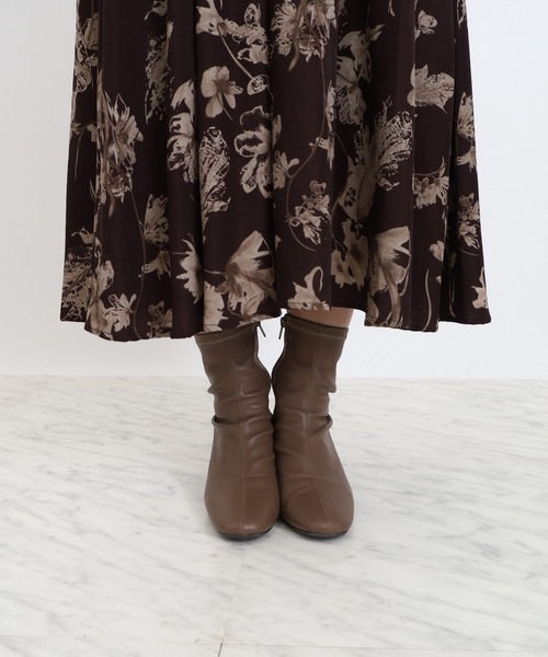 ASTORIA ODIER（アストリアオディール）の「レトロフラワーリボンタイワンピース（ワンピース・レディース・ワイン/ブラウン・SMALL/MEDIUM）」の21枚目の写真