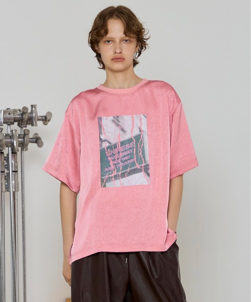 MAISON SPECIAL(メゾンスペシャル)の「Dot Photo Print Satin T-Shirt/ドットフォトプリントサテンTシャツ(Tシャツ/カットソー・レディース・ホワイト/ピンク/ブラック・FREE)」の3枚目の写真