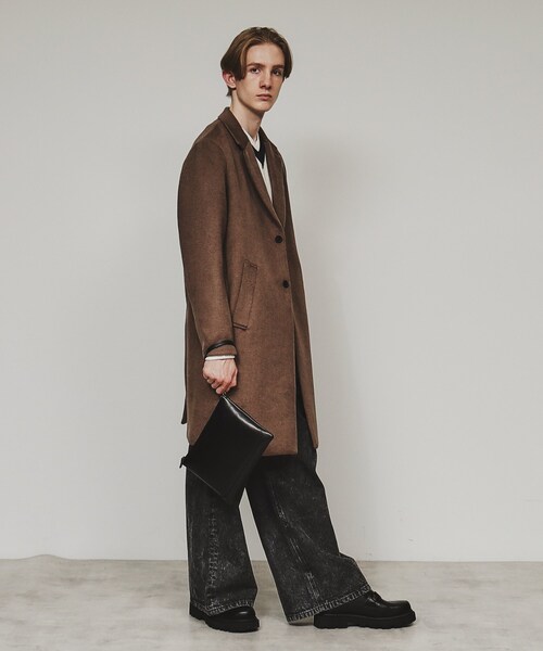 tk.TAKEO KIKUCHI（ティーケータケオキクチ）の「Refined Leather サコッシュ（ショルダーバッグ・メンズ・ブラック/ダークブラウン/ブラック系・00）」の6枚目の写真