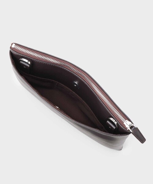 tk.TAKEO KIKUCHI（ティーケータケオキクチ）の「Refined Leather サコッシュ（ショルダーバッグ・メンズ・ブラック/ダークブラウン/ブラック系・00）」の17枚目の写真