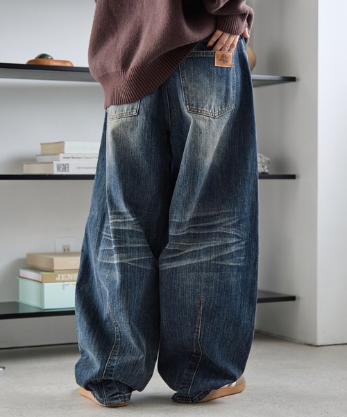 PBLIM（ページボーイリム）の「《UNISEX》スラブブリーチデニム（デニムパンツ・レディース・ブルー/ブラック・LARGE/MEDIUM）」の16枚目の写真