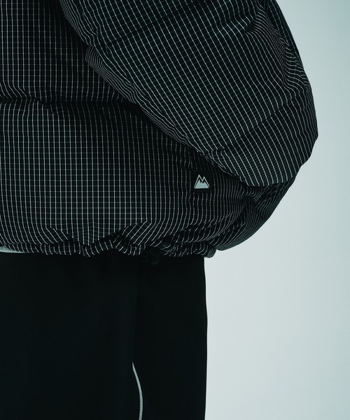 FIRST DOWN（ファーストダウン）の「バブルダウンジャケット グラフチェック（ダウンジャケット/コート・メンズ・ホワイト/ブラック・M/L/XL）」の7枚目の写真