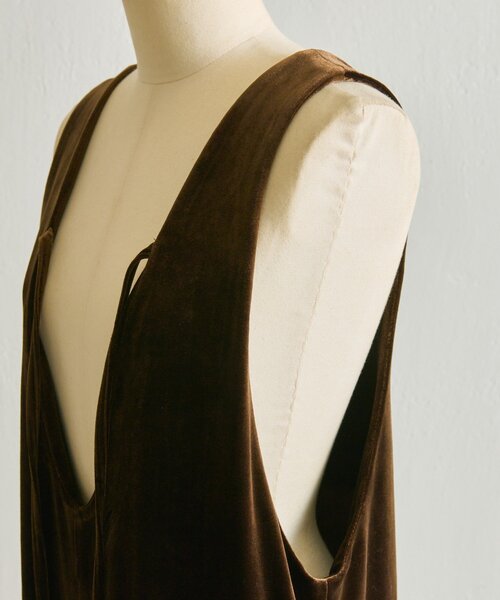 ear PAPILLONNER（イアパピヨネ）の「ベロアサロペット【SUM1 STYLE】（その他トップス・レディース・ブラック/ブラウン・FREE）」の11枚目の写真