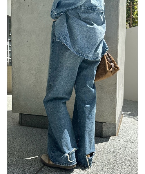 ELCHELE(エルチェレ)の「HEM NOTCH E41 DENIM(デニムパンツ・レディース・インディゴブルー・24/25/26)」の6枚目の写真