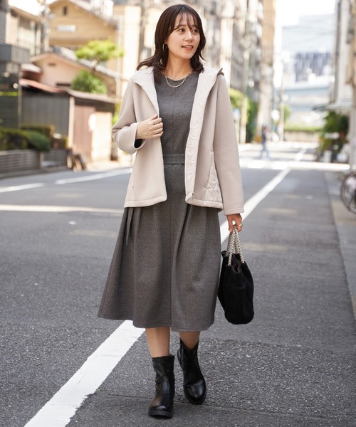 ikka（イッカ）の「【洗濯機で洗える】GOKU楽ダンボールフードコート（ブルゾン・レディース・ベージュ/チャコール・M/L/S）」の12枚目の写真