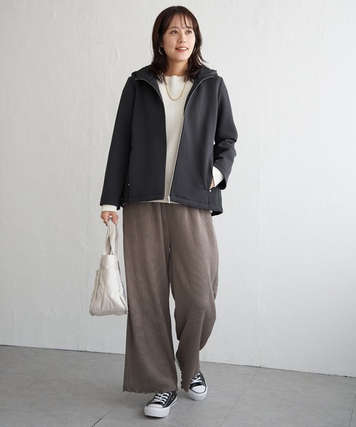 ikka（イッカ）の「【洗濯機で洗える】GOKU楽ダンボールフードコート（ブルゾン・レディース・ベージュ/チャコール・M/L/S）」の16枚目の写真