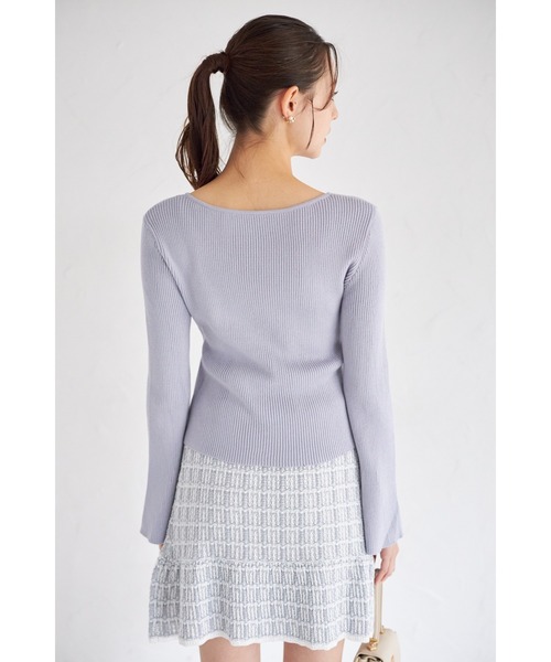 tocco closet（トッコ　クローゼット）の「フレアスリーブラメリブニットプルオーバー（ニット/セーター・レディース・ボルドー/オフホワイト/ブルー・M）」の20枚目の写真