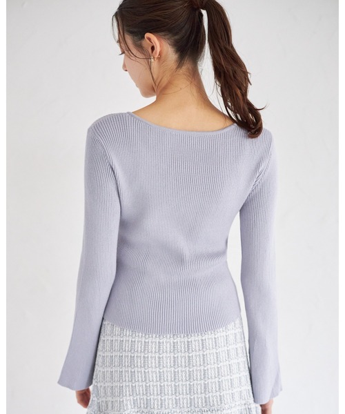 tocco closet（トッコ　クローゼット）の「フレアスリーブラメリブニットプルオーバー（ニット/セーター・レディース・ボルドー/オフホワイト/ブルー・M）」の6枚目の写真