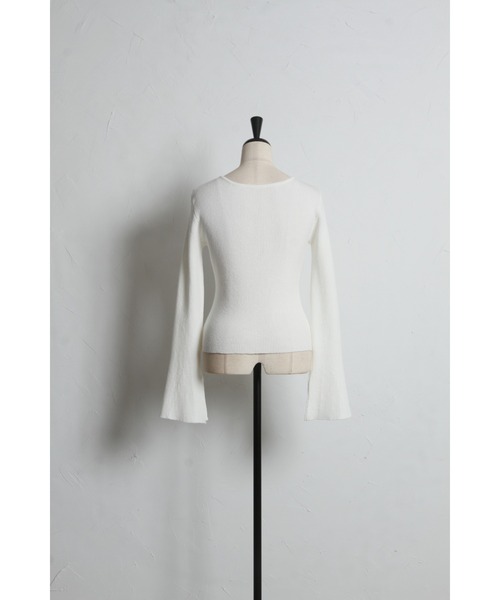 tocco closet（トッコ　クローゼット）の「フレアスリーブラメリブニットプルオーバー（ニット/セーター・レディース・ボルドー/オフホワイト/ブルー・M）」の21枚目の写真