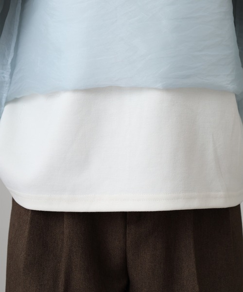 OMNES(オムネス)の「オーガンジーレイヤードダンボールニットボリューム袖プルオーバー(Tシャツ/カットソー・レディース・オフホワイト/ブルー・FREE)」の18枚目の写真