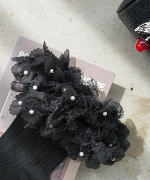 mili an deni（ミリアンデニ）の「パール付きフリルソックス（ソックス/靴下・レディース・アイボリー/ブラック・F）」の11枚目の写真