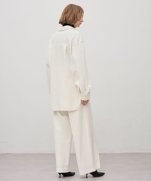 uncrave(アンクレイヴ)の「コンプレストウール ストレートパンツ(その他パンツ・レディース・ブラック系/ホワイト系・0/1/2)」の5枚目の写真