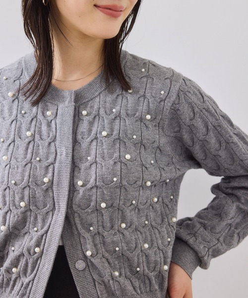 VIS（ビス）の「パールケーブルカーディガン（カーディガン/ボレロ・レディース・チャコールグレー/ブラック/サックスブルー・FREE）」の14枚目の写真