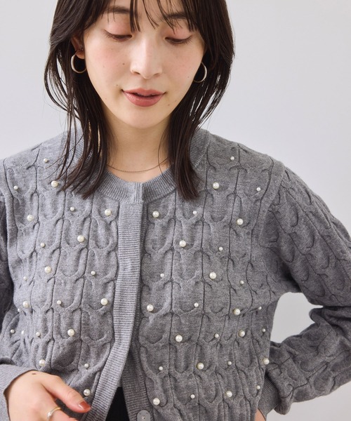 VIS（ビス）の「パールケーブルカーディガン（カーディガン/ボレロ・レディース・チャコールグレー/ブラック/サックスブルー・FREE）」の5枚目の写真