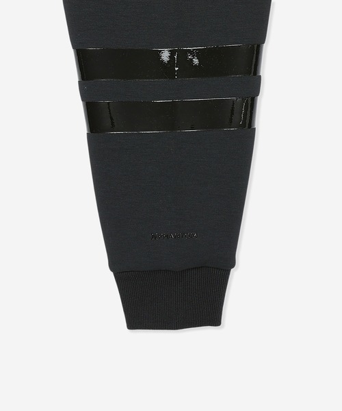 Hurley （ハーレー）の「【Hurley:ハーレー】ファントムスウェットジップフーディー　ジップパーカー　ストレッチ　吸水速乾PHANTOM SWEAT BP FZ HOODIE（パーカー・メンズ・カーキブラウン/オフホワイト/ブラック/ブラック×ホワイト/オレンジ系その他/ブラック系その他・MEDIUM/LARGE/X-LARGE/SMALL）」の22枚目の写真