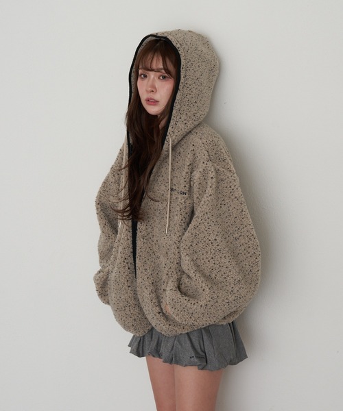 RAY CASSIN(レイカズン)の「フードジップフリース(スウェット・レディース・チャコールグレー/ベージュ系その他2/ブルー/ライトベージュ・FREE)」の5枚目の写真