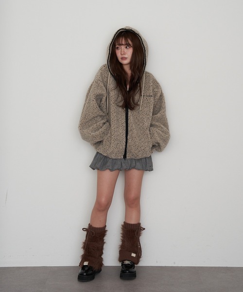 RAY CASSIN(レイカズン)の「フードジップフリース(スウェット・レディース・チャコールグレー/ベージュ系その他2/ブルー/ライトベージュ・FREE)」の7枚目の写真