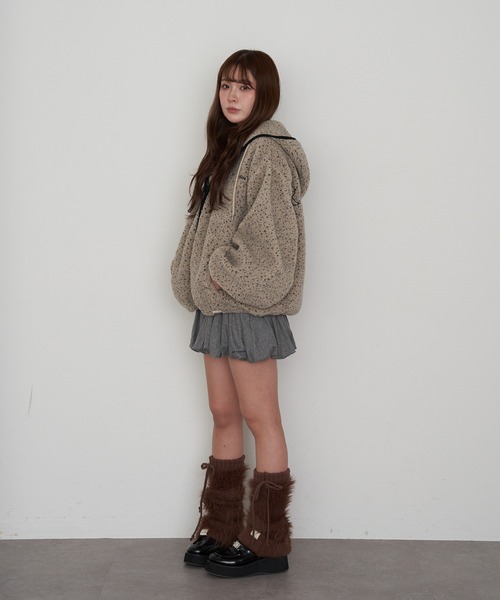 RAY CASSIN(レイカズン)の「フードジップフリース(スウェット・レディース・チャコールグレー/ベージュ系その他2/ブルー/ライトベージュ・FREE)」の12枚目の写真