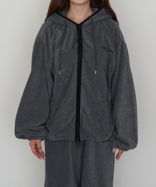 RAY CASSIN(レイカズン)の「フードジップフリース(スウェット・レディース・チャコールグレー/ベージュ系その他2/ブルー/ライトベージュ・FREE)」の13枚目の写真