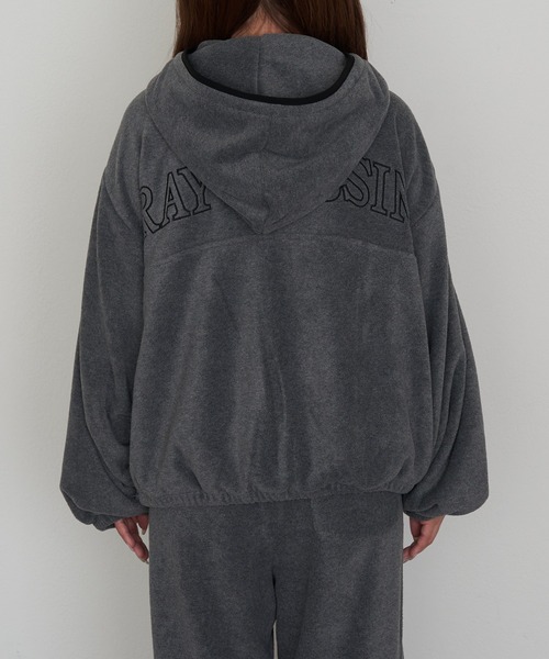 RAY CASSIN(レイカズン)の「フードジップフリース(スウェット・レディース・チャコールグレー/ベージュ系その他2/ブルー/ライトベージュ・FREE)」の15枚目の写真