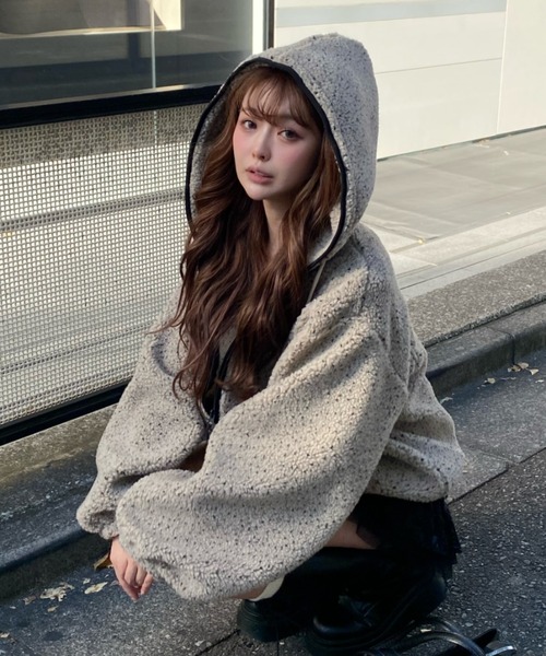 RAY CASSIN(レイカズン)の「フードジップフリース(スウェット・レディース・チャコールグレー/ベージュ系その他2/ブルー/ライトベージュ・FREE)」の22枚目の写真