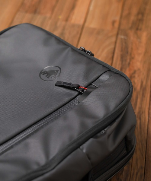 Mammut(マムート)の「【RES】【 MAMMUT (マムート)】Seon Transporter 25L(バックパック/リュック・メンズ・ブラック/ダークネイビー・FREE)」の18枚目の写真