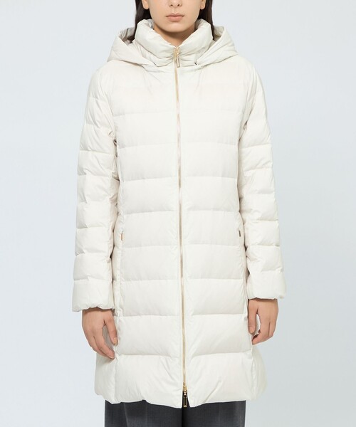 EPOCA（エポカ）の「エアリーグレースストレッチダウン ロングコート（ダウンジャケット/コート・レディース・ブラック/ホワイト系その他・38/40/42）」の10枚目の写真