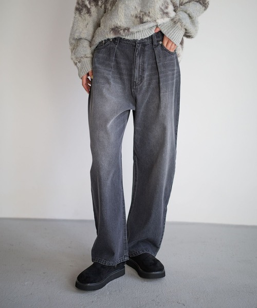 BAYFLOW（ベイフロー）の「[トレンドシルエット]タックカーブデニム（デニムパンツ・レディース・インディゴブルー/ブラック・SMALL/MEDIUM）」の5枚目の写真