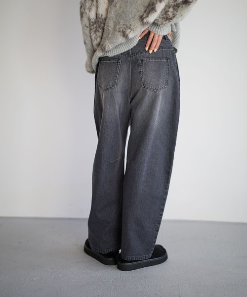 トレンドシルエット]タックカーブデニム（デニムパンツ）｜BAYFLOW