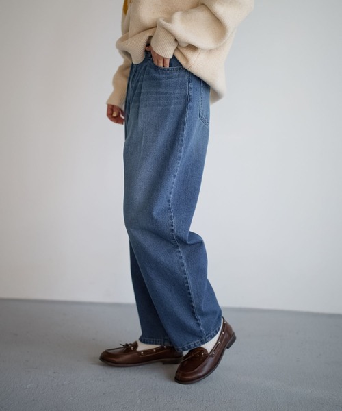 BAYFLOW（ベイフロー）の「[トレンドシルエット]タックカーブデニム（デニムパンツ・レディース・インディゴブルー/ブラック・SMALL/MEDIUM）」の12枚目の写真