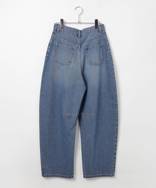 BAYFLOW（ベイフロー）の「[トレンドシルエット]タックカーブデニム（デニムパンツ・レディース・インディゴブルー/ブラック・SMALL/MEDIUM）」の16枚目の写真