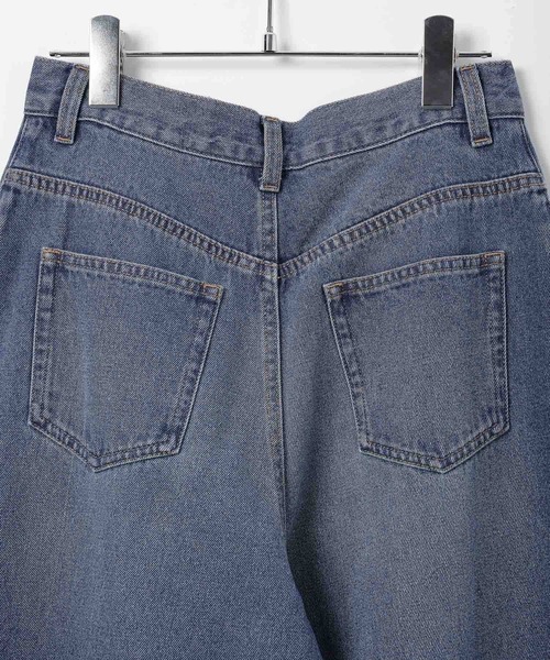 BAYFLOW（ベイフロー）の「[トレンドシルエット]タックカーブデニム（デニムパンツ・レディース・インディゴブルー/ブラック・SMALL/MEDIUM）」の20枚目の写真