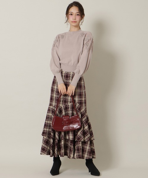 WILLSELECTION（ウィルセレクション）の「ショルダーエンブロイダリーニット（ニット/セーター・レディース・ブラック/サックスブルー/グレイッシュベージュ/オフホワイト・FREE）」の18枚目の写真