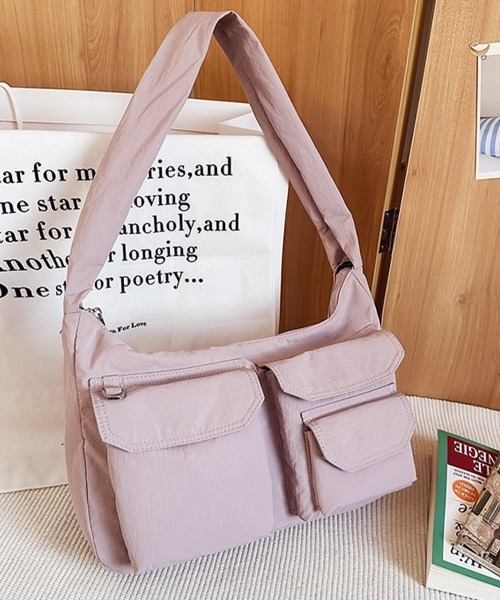 Miniministore(ミニミニストア)の「ショルダーバッグ 肩掛けナイロン鞄 軽量(ショルダーバッグ・レディース・ブラック/カーキ/ブルー/アイボリー/イエロー/ラベンダー/ダークベージュ・FREE)」の6枚目の写真