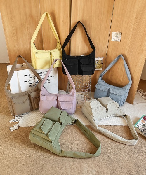 Miniministore(ミニミニストア)の「ショルダーバッグ 肩掛けナイロン鞄 軽量(ショルダーバッグ・レディース・ブラック/カーキ/ブルー/アイボリー/イエロー/ラベンダー/ダークベージュ・FREE)」の14枚目の写真