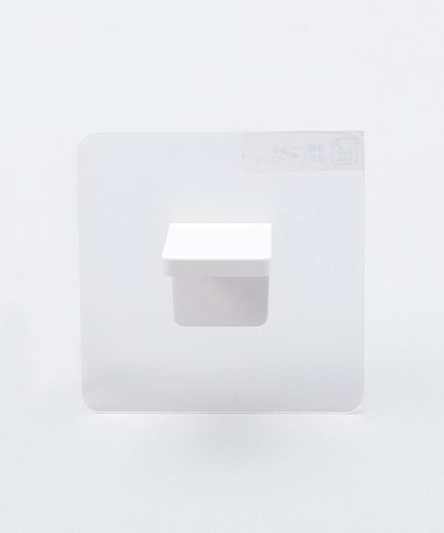 212 KITCHEN STORE（トゥワントゥキッチンストア）の「フィルムフックマグネットマウスウォッシュタンブラー WH 山崎実業 ＜tower タワー＞（キッチン収納・レディース・その他・00）」の8枚目の写真