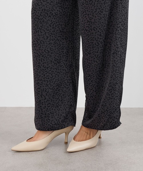 MICA&DEAL（マイカ＆ディール）の「レオパードプリントストレートパンツ（その他パンツ・レディース・チャコールグレー/ベージュ・FREE）」の19枚目の写真