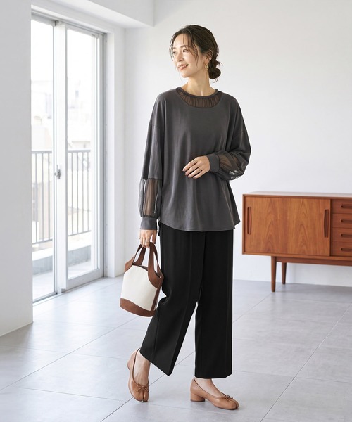 STYLE DELI（スタイルデリ）の「【Made in JAPAN】部分チュールのとろけるカットソートップス（Tシャツ/カットソー・レディース・チャコールグレー/ホワイト/ブラック・MEDIUM）」の4枚目の写真
