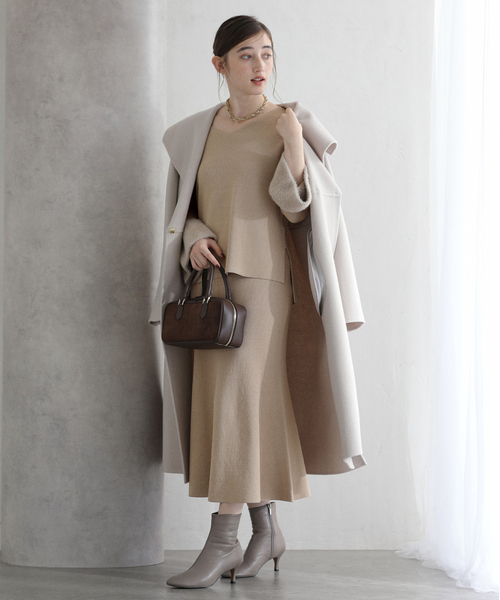 La TOTALITE（ラトータリテ）の「【洗える】セットアップニット（ワンピース・レディース・コバルトブルー/ベージュ・38/36）」の7枚目の写真