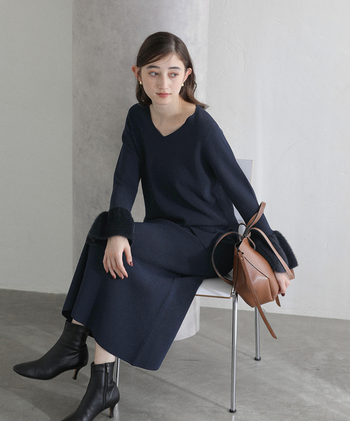 La TOTALITE（ラトータリテ）の「【洗える】セットアップニット（ワンピース・レディース・コバルトブルー/ベージュ・38/36）」の14枚目の写真