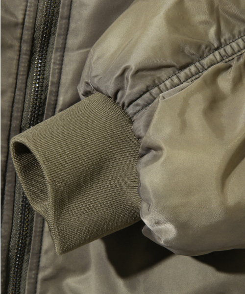 DIMITRI BLACK（ディミトリブラック）の「VLAD ダイングダーティウォッシュドエビエーター航空ジャケット_オリーブ（MA-1・レディース・その他・LARGE/MEDIUM）」の13枚目の写真